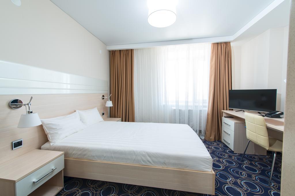 Apart Hotel 92/2 Karagandy エクステリア 写真