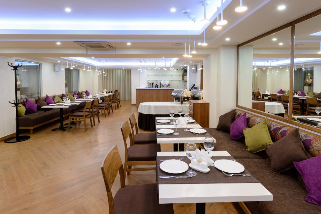 Apart Hotel 92/2 Karagandy エクステリア 写真