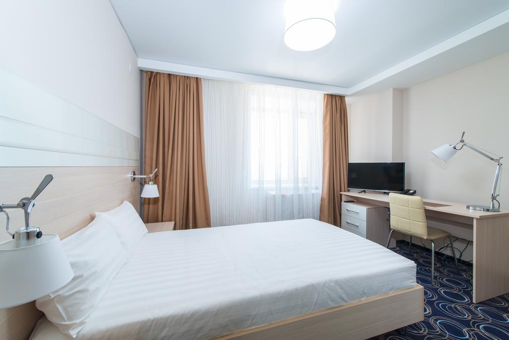 Apart Hotel 92/2 Karagandy エクステリア 写真